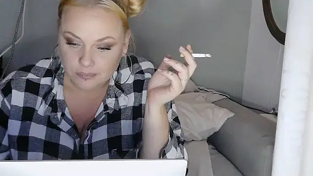 sweetsinzz online show from October 2025 02:30:01 AM