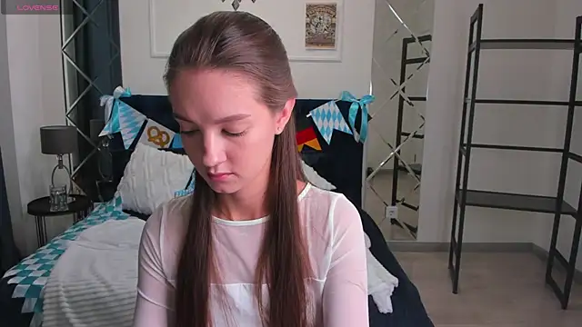 Snapshot of LoraSunnyy chatting on September 2025 01:22:02 AM LoraSunnyy online show from September 2025 01:22:02 AM