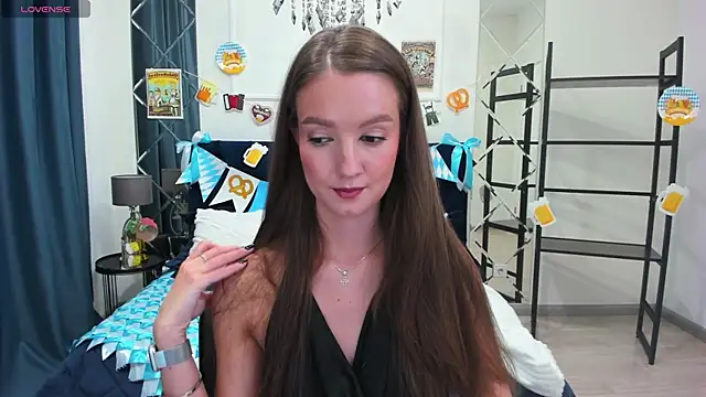 Snapshot of LoraSunnyy chatting on October 2025 08:11:02 AM LoraSunnyy online show from October 2025 08:11:02 AM