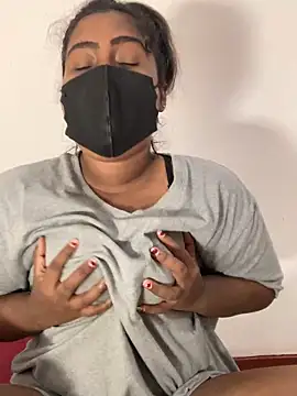 Choco Chuby online show from October 2025 02:39:02 PM