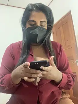 Choco Chuby online show from November 2025 04:18:02 PM