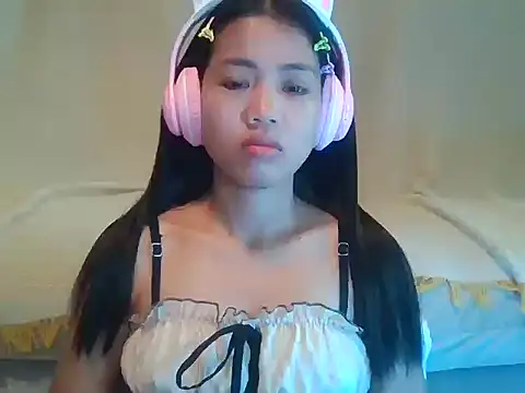 AnnewithanE online show from September 2025 02:58:02 AM