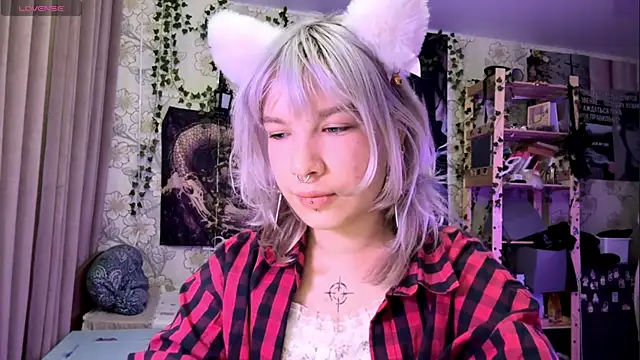 Snapshot of PropashchA chatting on October 2025 07:33:01 PM PropashchA online show from October 2025 07:33:01 PM