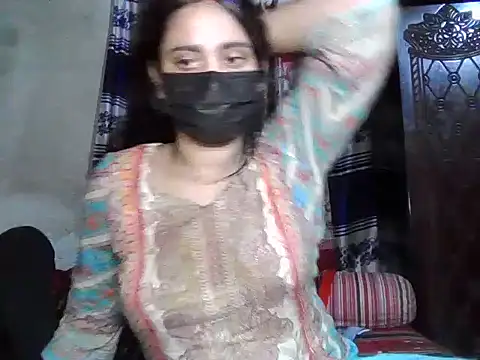 Snapshot of mou002@xh chatting on October 2025 04:28:01 PM mou002xh online show from October 2025 04:28:01 PM