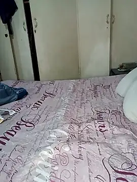 keisha051990 online show from November 2025 04:07:02 PM