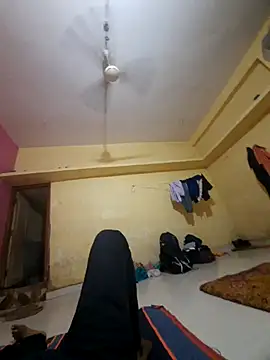 choot paglu online show from October 2025 12:13:02 PM