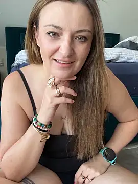 Velvetwitch87 online show from September 2025 11:14:01 AM