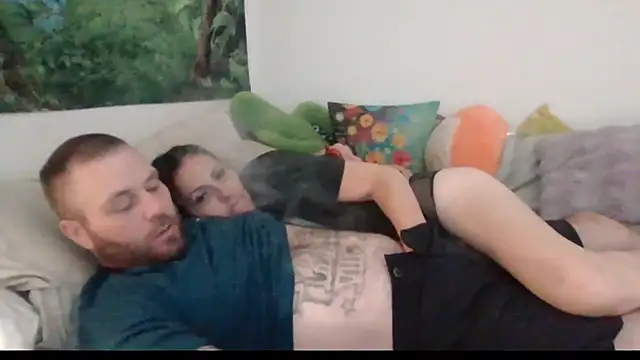 RaynLiz online show from September 2025 08:16:01 AM