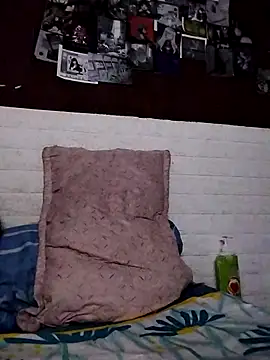 emmii cute online show from October 2025 12:50:02 PM