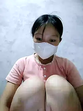 Lilyy-y online show from October 2025 09:48:02 PM