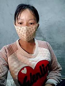 Lilyy-y online show from October 2025 10:06:02 PM