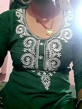 Hot-yuo84 online show from November 2025 08:03:02 AM