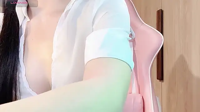 Cherry-Li online show from September 2025 07:05:01 PM