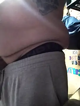 Snapshot of Jeremycle chatting on October 2025 12:00:01 AM Jeremycle online show from October 2025 12:00:01 AM