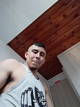 Eross Santy online show from April 2026 04:06:02 PM