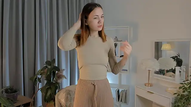SirenaOstrem online show from September 2025 01:16:02 AM
