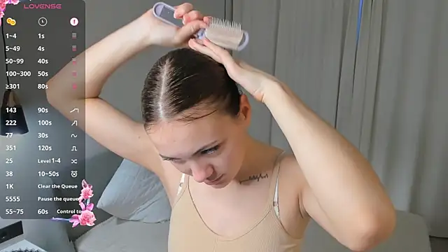 SirenaOstrem online show from October 2025 01:02:02 AM