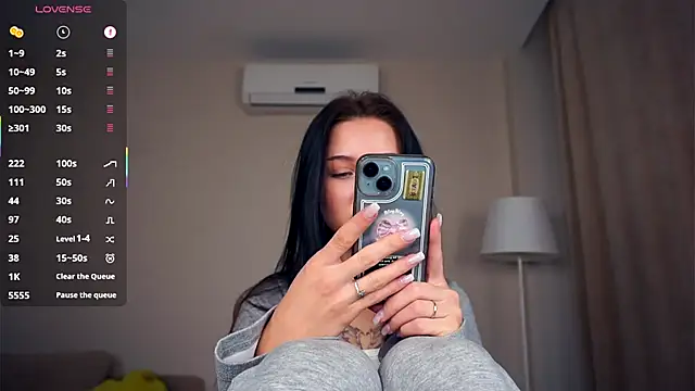 RendaBaatz online show from October 2025 07:05:02 AM