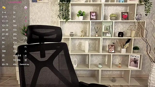 EchoBloom online show from October 2025 10:41:01 AM