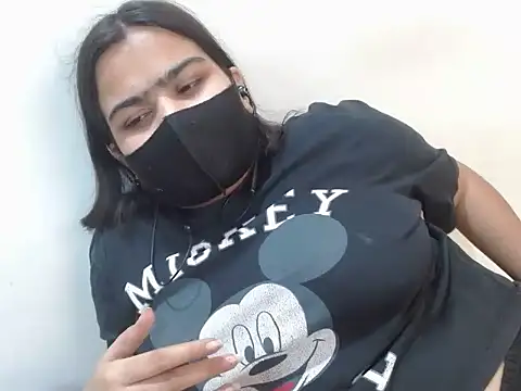 Nataliya Singh online show from April 2026 04:31:01 AM