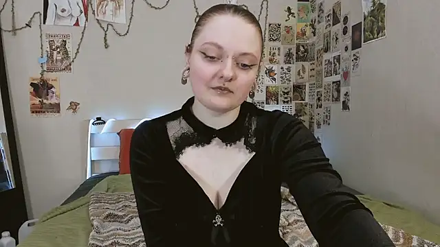 Snapshot of WonderConnie1 chatting on May 2026 01:30:02 PM WonderConnie1 online show from May 2026 01:30:02 PM