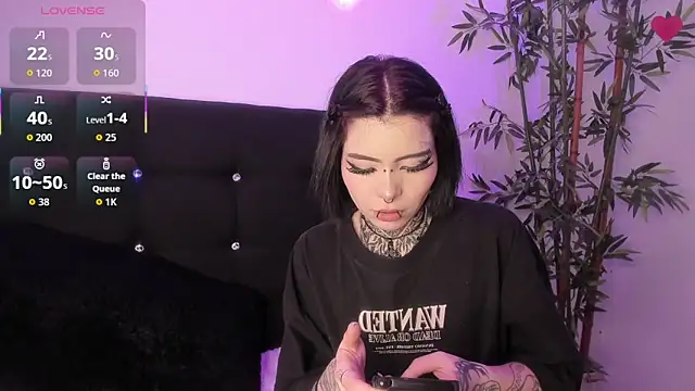 Sammy f uck online show from September 2025 09:36:02 PM