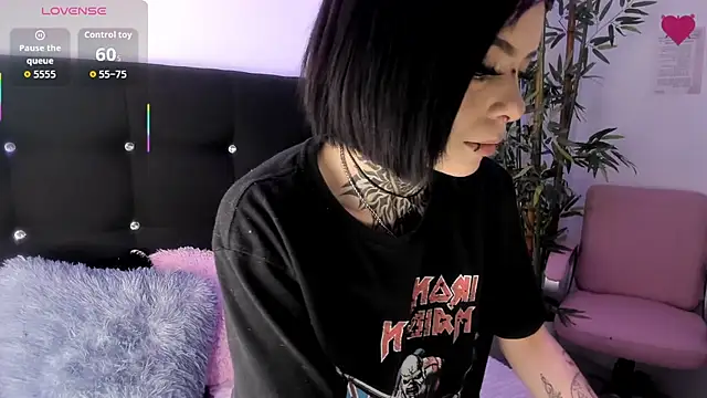 Sammy f uck online show from September 2025 09:15:01 PM