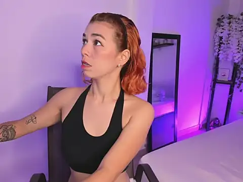 selene boyer online show from November 2025 06:08:01 PM