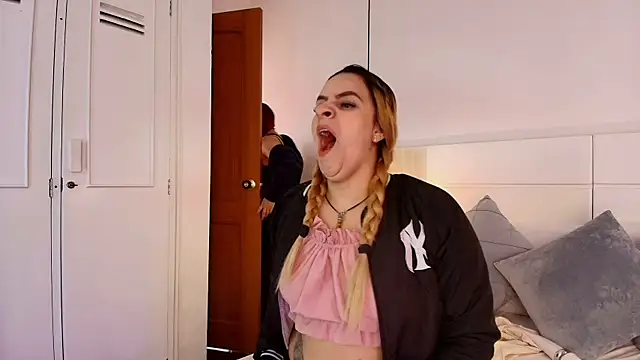 Dakota Megan 69 online show from October 2025 02:29:01 PM