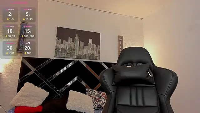 iamCharlotte19 online show from October 2025 07:02:01 PM