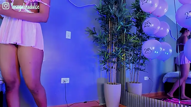 AlinaSweett  online show from October 2025 03:41:01 PM