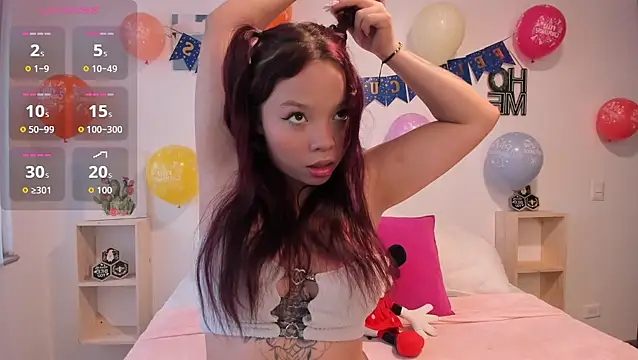 Natalia  Miller online show from October 2025 01:42:02 PM