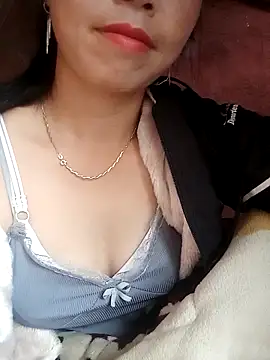 hera-00 online show from November 2025 02:56:02 AM