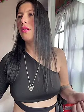 Mia salinass online show from February 2026 05:05:02 PM