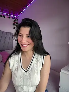 Mia salinass online show from June 2026 07:08:02 PM