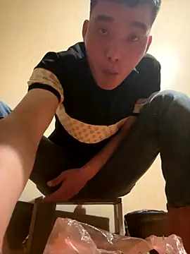 Chao xxx online show from October 2025 05:02:02 PM