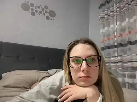 NikexPretty online show from March 2026 08:32:01 PM