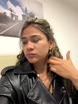 ParkKimsumi online show from October 2025 05:02:02 AM