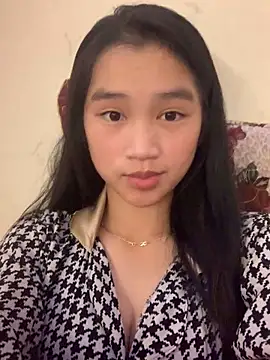 -Lie-06 online show from September 2025 12:32:01 PM