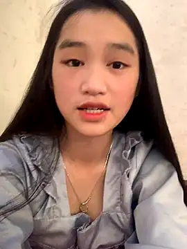 -Lie-06 online show from October 2025 10:46:02 AM