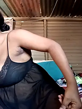 Snapshot of HappygalTheQueen chatting on October 2025 09:28:01 AM HappygalTheQueen online show from October 2025 09:28:01 AM