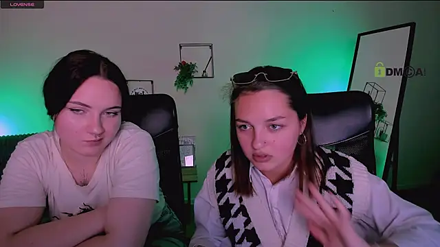 afina crazy online show from September 2025 12:54:02 PM