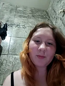 MiaKissy online show from September 2025 12:15:02 PM