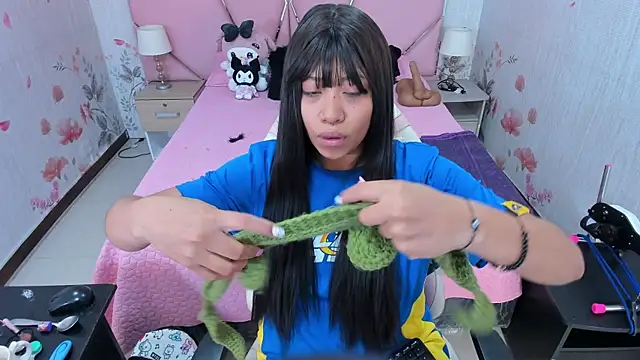 Snapshot of SafiroAgataaa chatting on October 2025 08:09:02 PM SafiroAgataaa online show from October 2025 08:09:02 PM