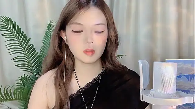 MM-MUMU online show from September 2025 02:16:01 PM