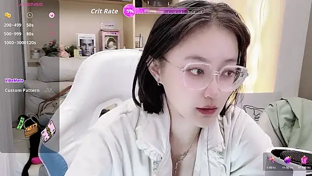 Snapshot of Naiyi-babe chatting on October 2025 04:09:02 PM Naiyi-babe online show from October 2025 04:09:02 PM