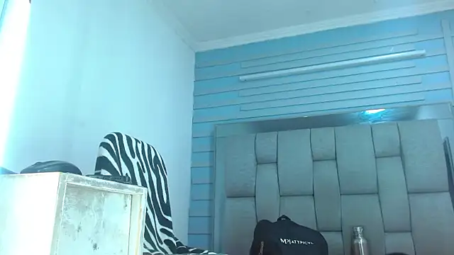 Valentin Gray online show from September 2025 12:38:02 PM