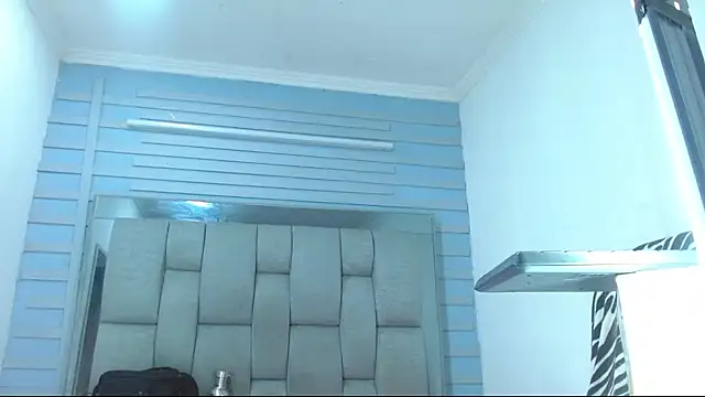 Valentin Gray online show from September 2025 12:51:01 PM