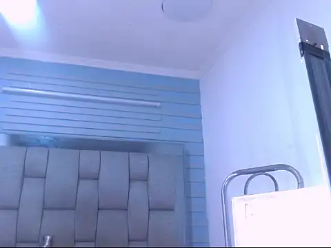 Valentin Gray online show from September 2025 01:01:01 PM