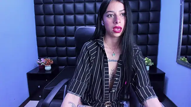 Dulce Miaa  online show from March 2026 06:00:01 PM